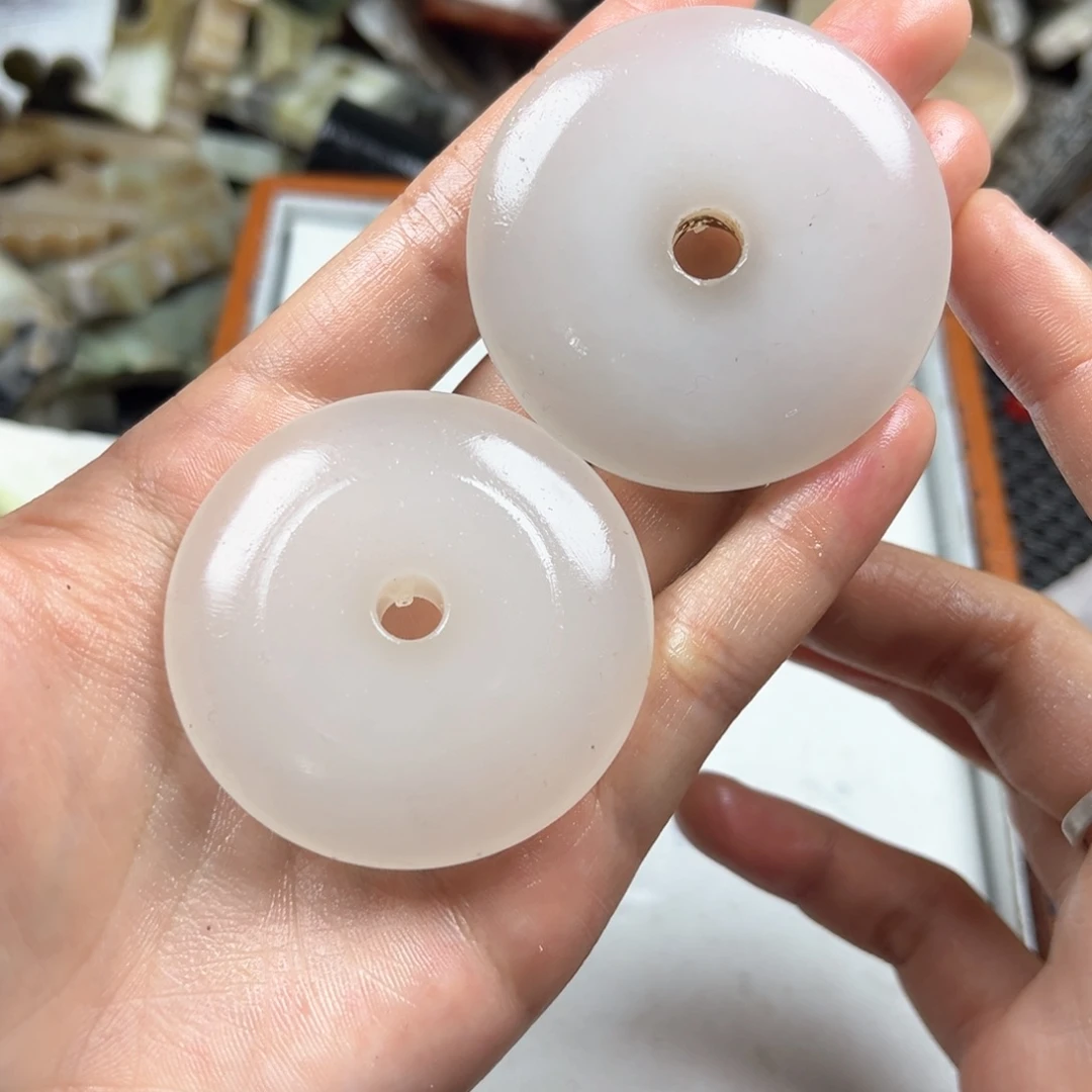 未镶嵌手链和田玉（糖玉）