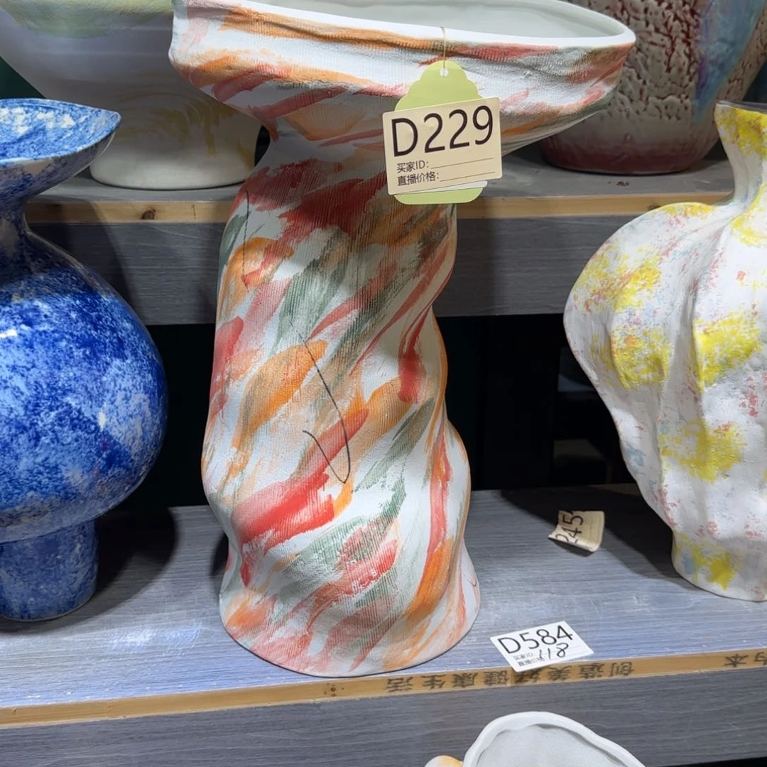 景德镇陶瓷艺术品琪*琪