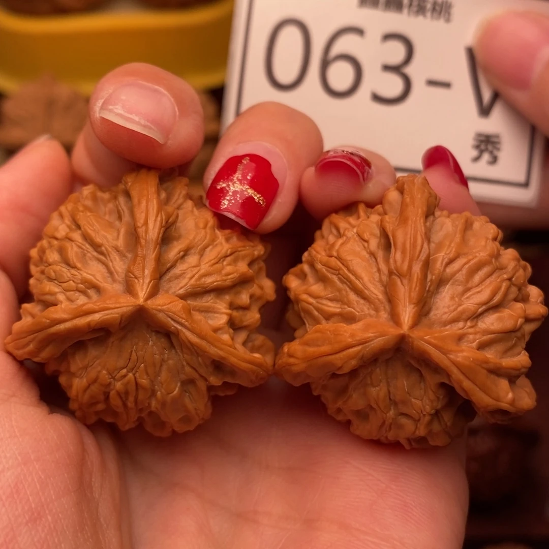 把件桃核盘山奔37……