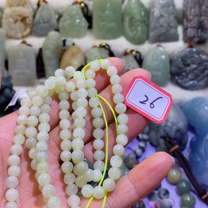 和田玉边角料未镶嵌