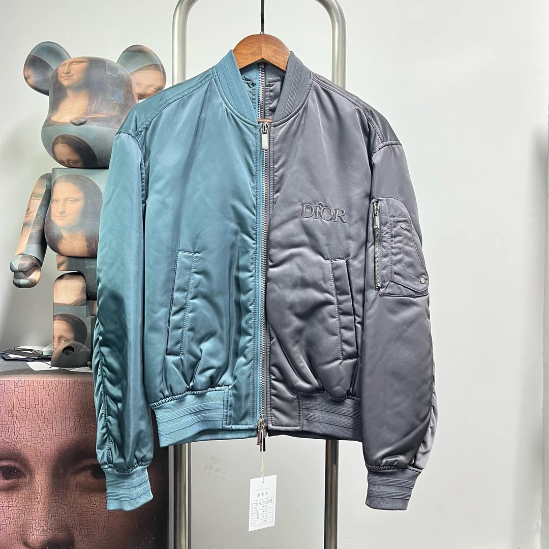 99新Dior迪奥刺绣拼接飞行员夹克 L1019 尺码：44 衣长63 胸围61