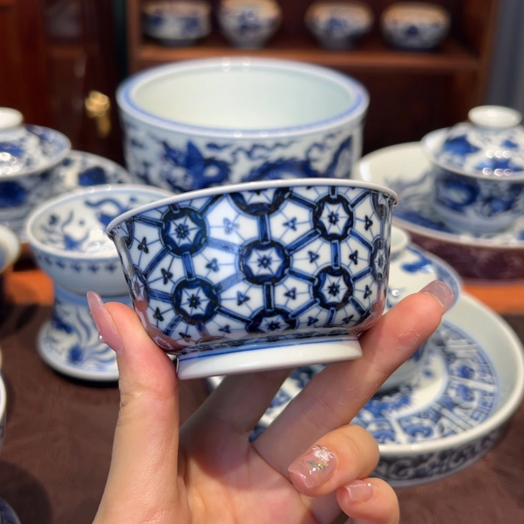 青花雯华堂手绘杯杯