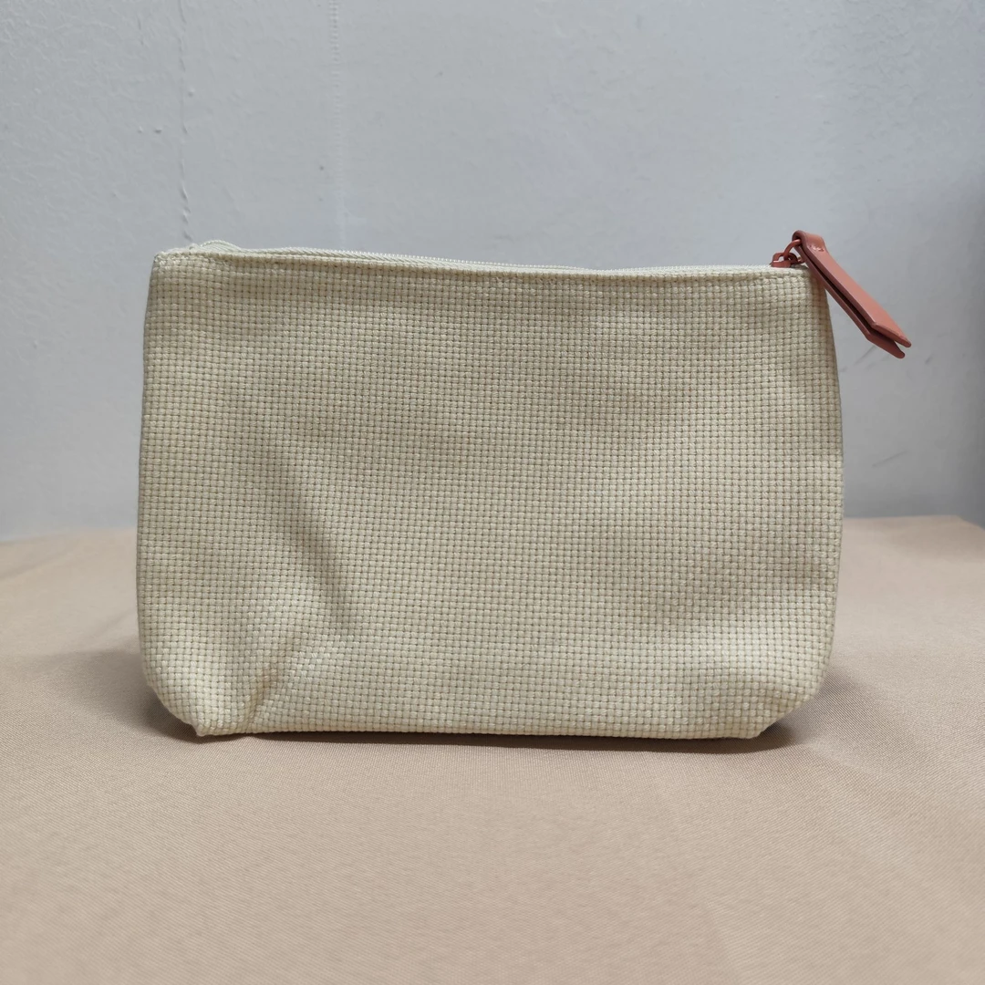 小蔻啊~米色针织化妆包推荐