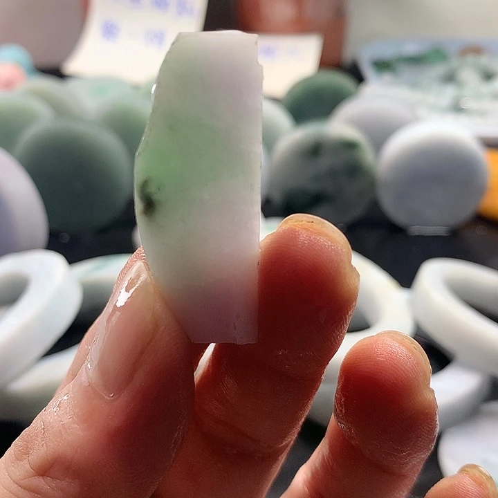 散珠翡翠边角料放漏