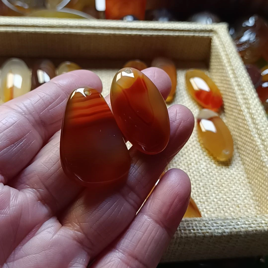玛瑙/玉髓颈饰未镶嵌暖*宝