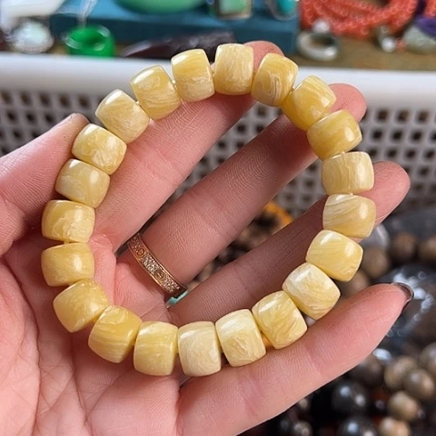 吊坠滴血莲花菩提