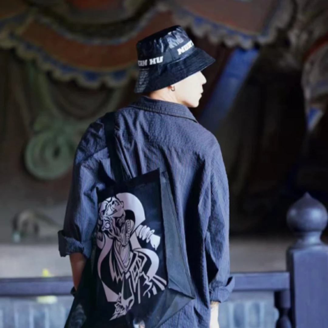 山西文创胡人献宝图系列手提袋帽子宽松lv印花时尚户外黑色休闲