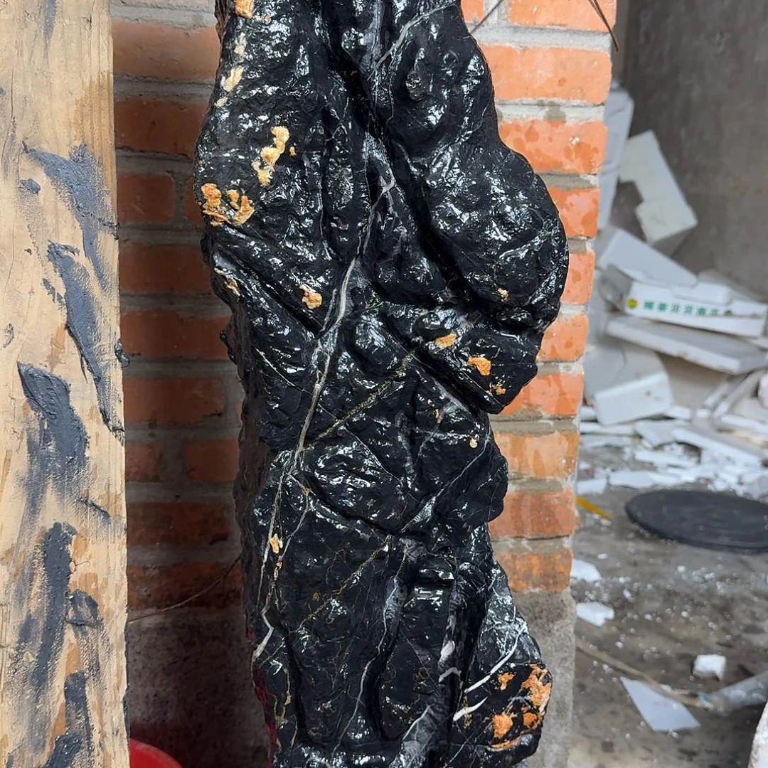 用****雨石头花盆花盆