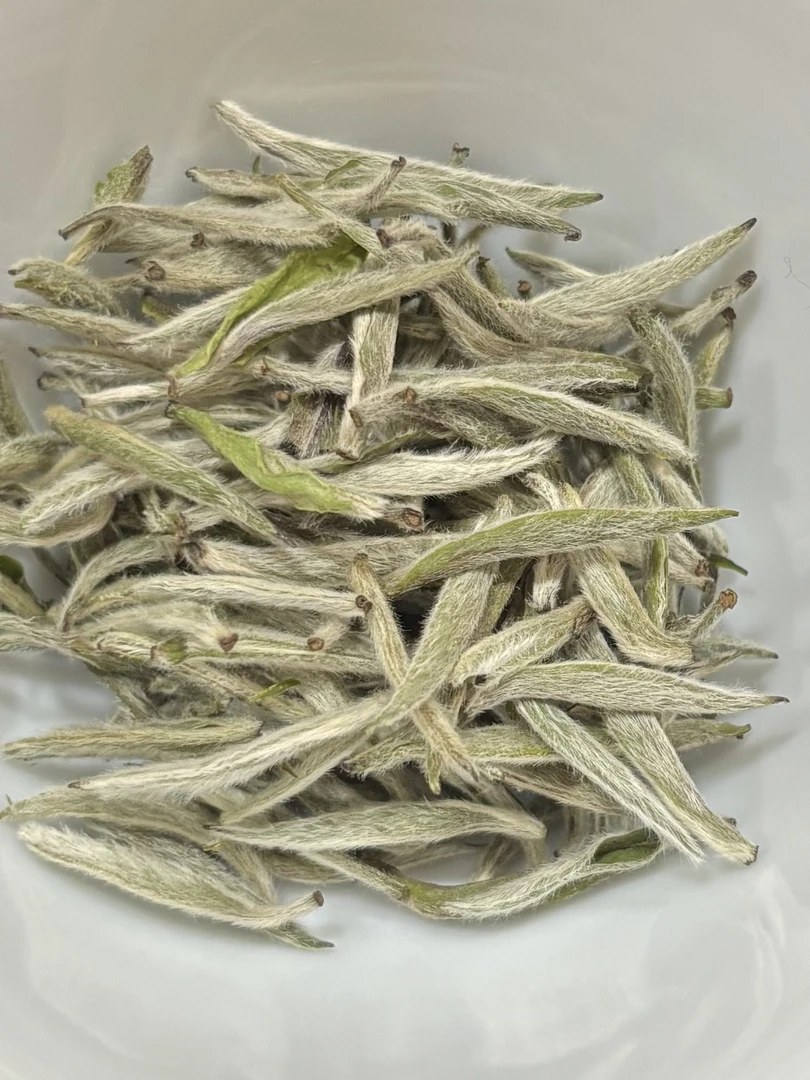 过笕村(2025年特级白毫银针)正宗福鼎白茶毫香花香