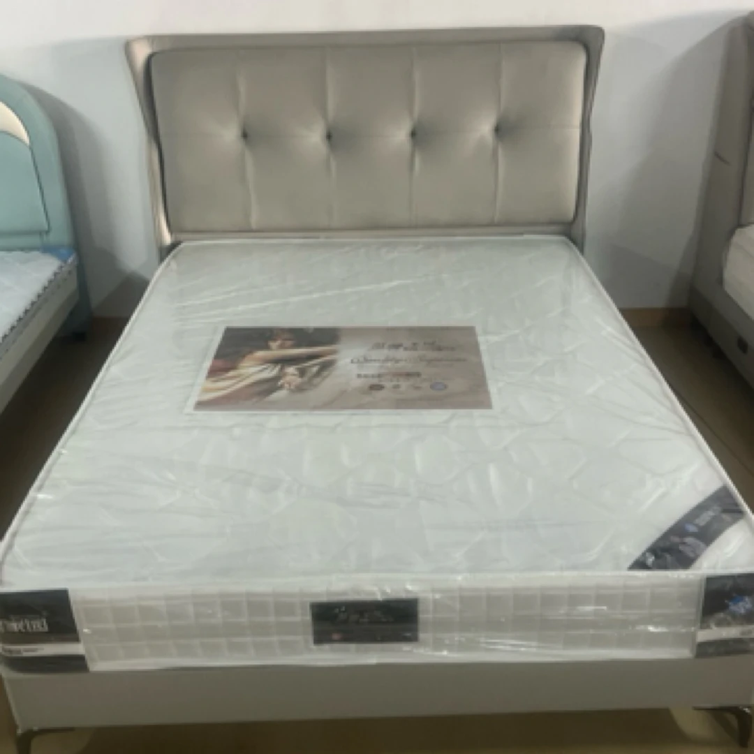 【新疆包邮】头层牛皮实体店1.5米次卧床休闲简约【拒绝电商密度板】