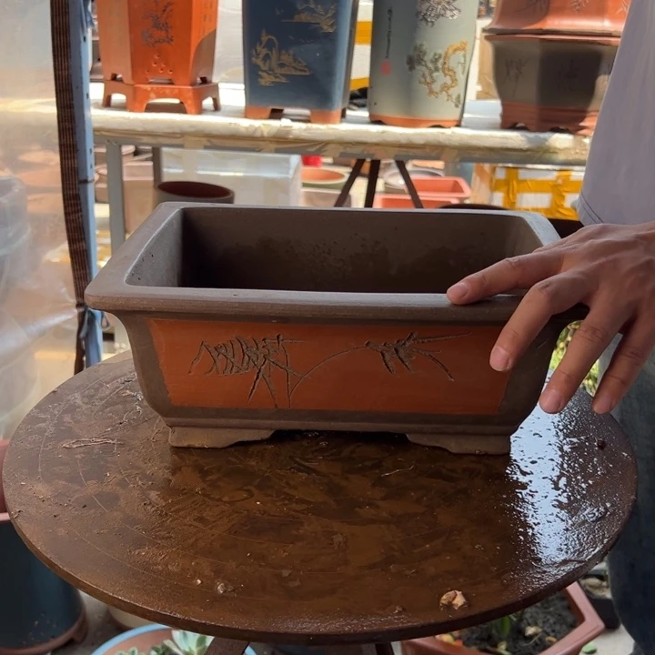 31红色马槽花盆花盆花盆