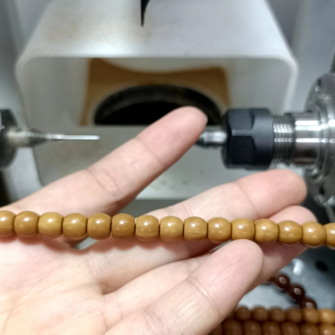 陈****吊坠猴头核桃原皮原色直切