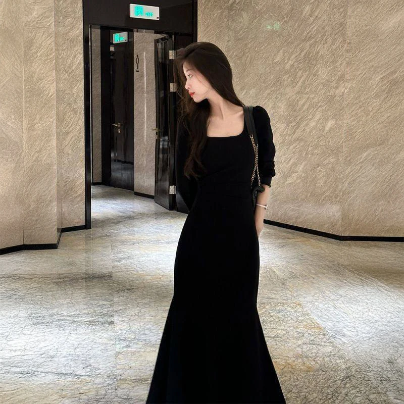 法式赫本风包臀黑色连衣裙女早秋季新款高级感修身显瘦鱼尾长裙子