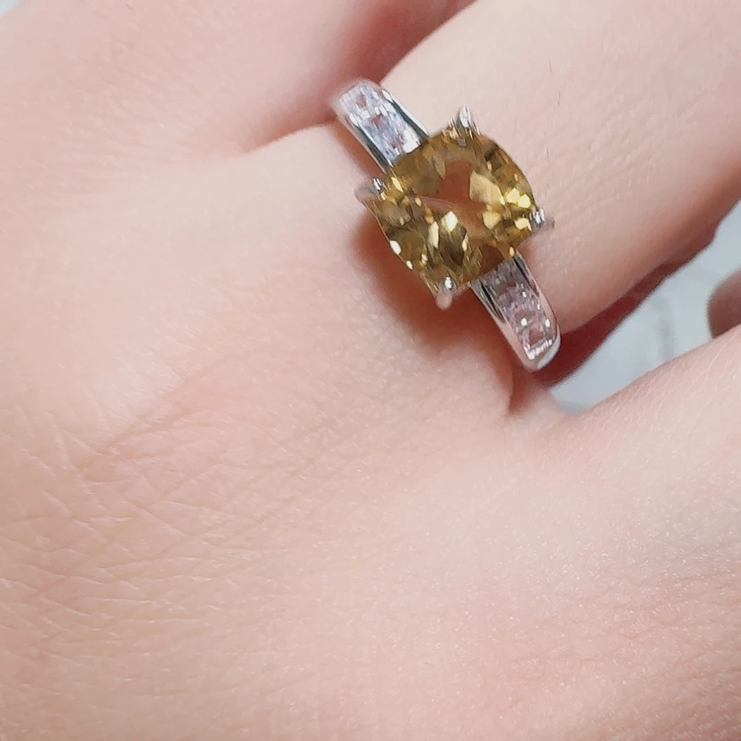 925银合成碳硅石戒指