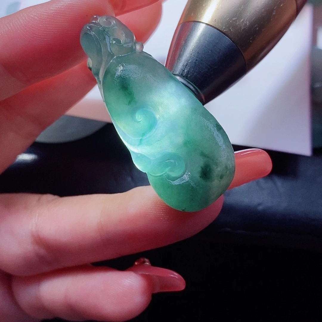 未镶嵌定制翡翠翡翠