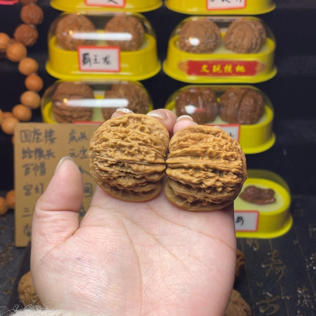 文玩核桃吊坠四座楼40尺