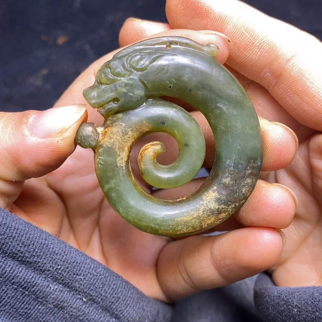 未镶嵌和田玉（糖玉）挂件