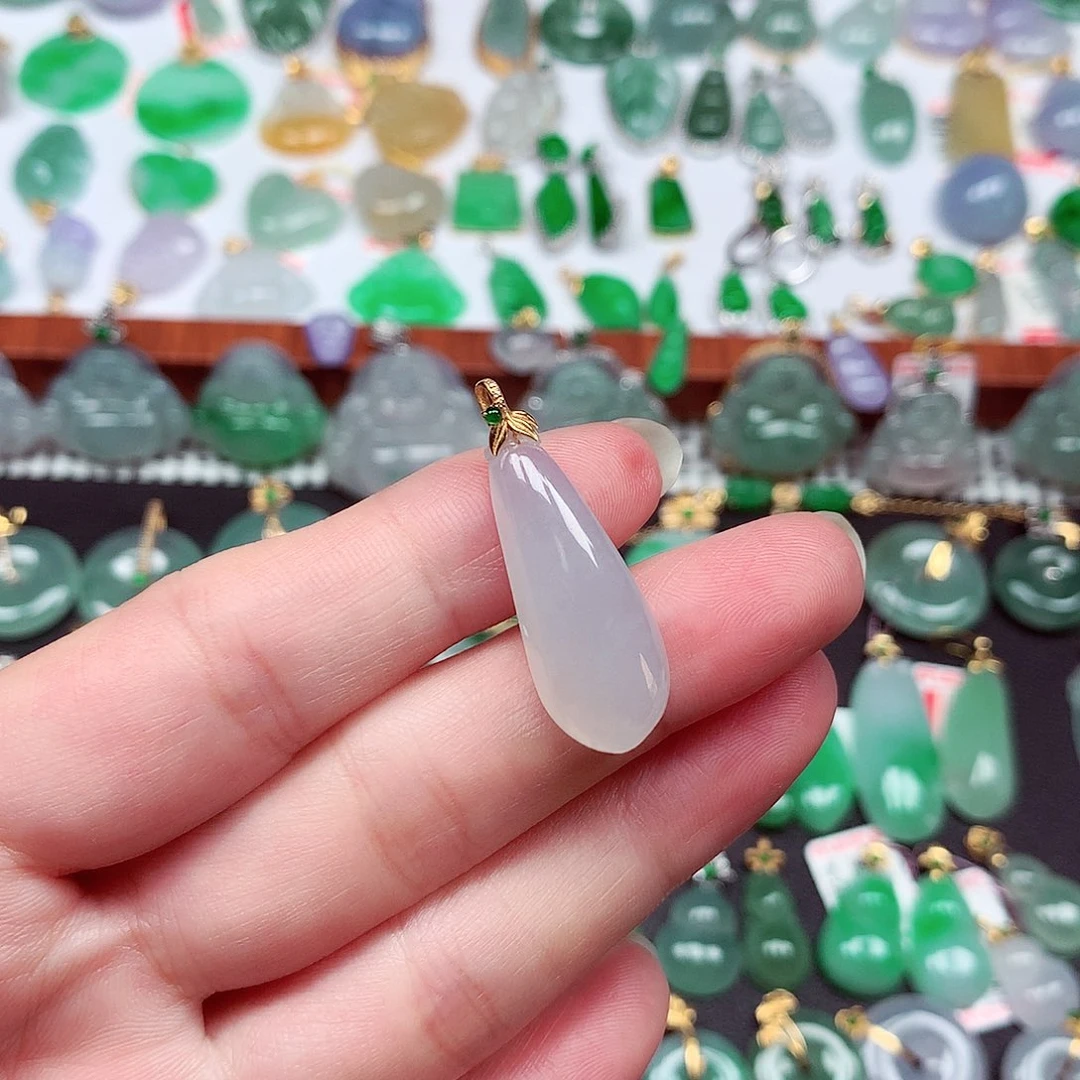 翡翠18K金镶嵌颈饰天然翡翠A货