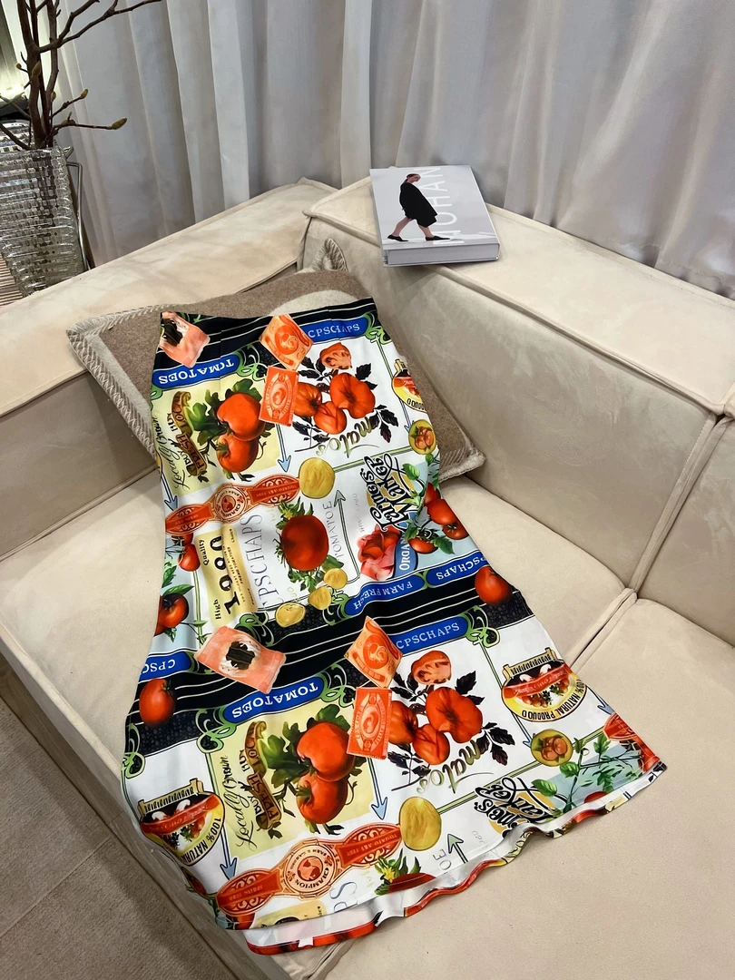 法式丝滑显瘦复古小众松紧半身裙度假风