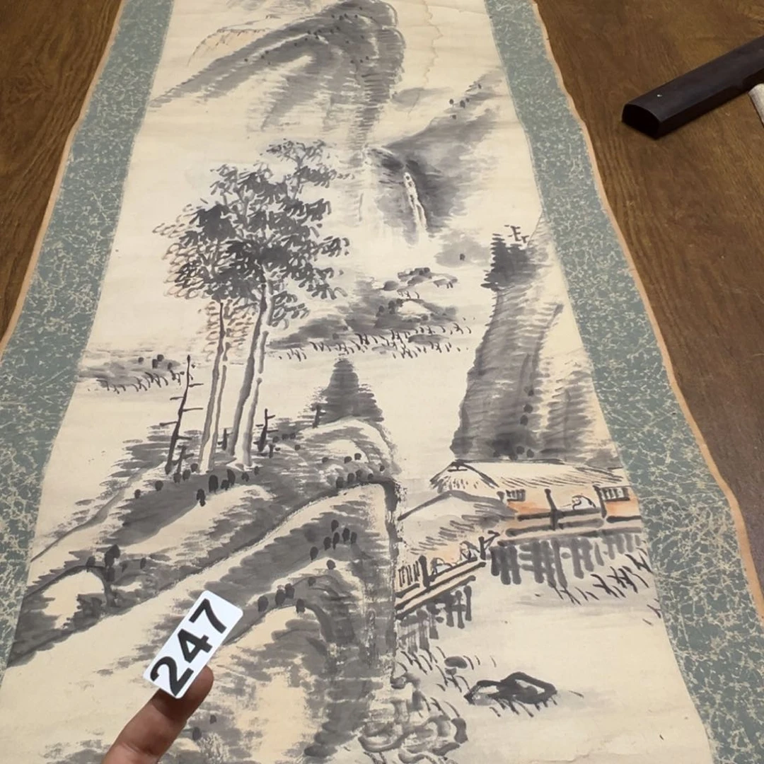 秋****)哈哈哈哈我的247