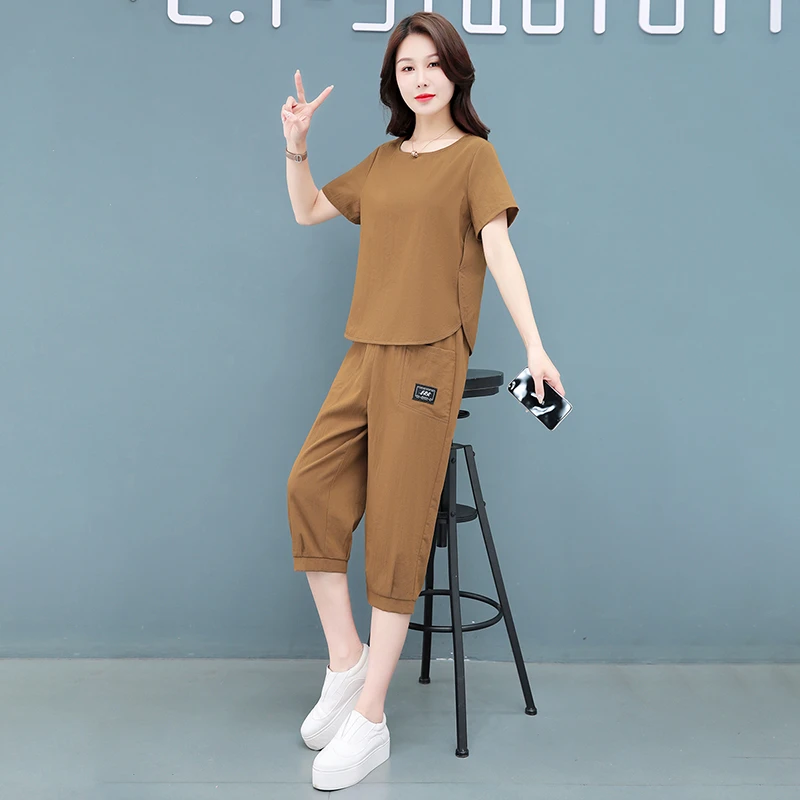 棉麻运动套装女款夏季2025新款中年妈妈减龄休闲短袖七分裤两件套