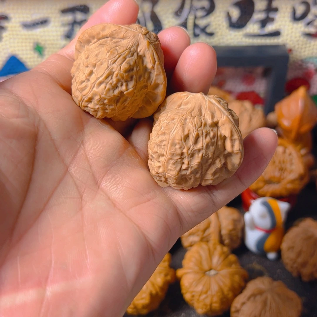 把件文玩核桃南瓜小红帽40