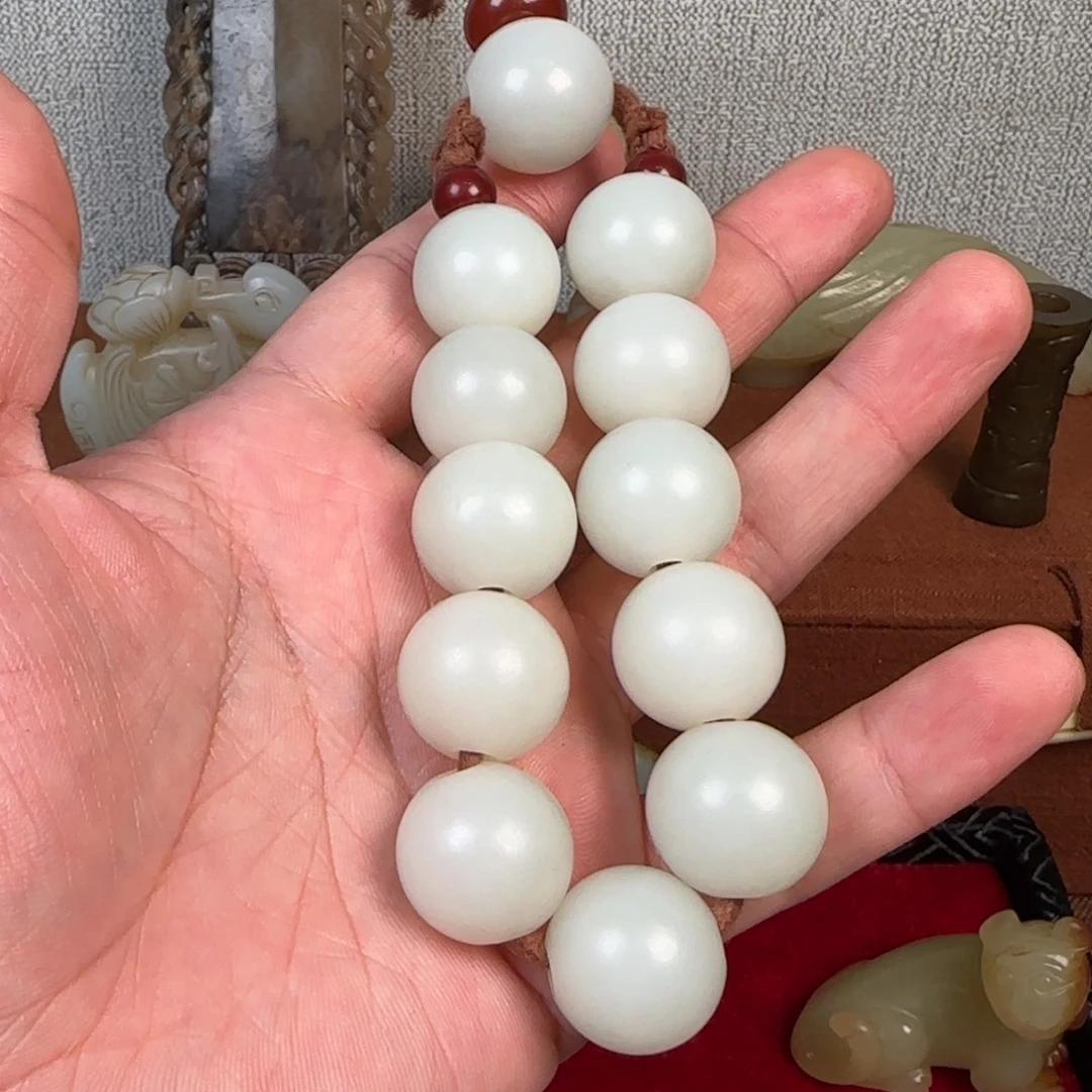 超***哥非常精美的脖挂件