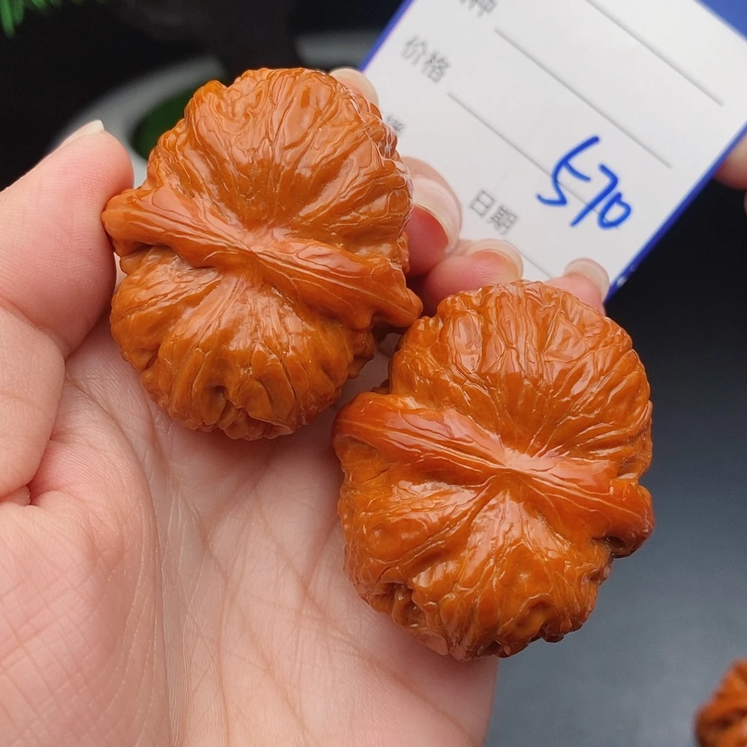 卩***越把件文玩核桃44元宝570