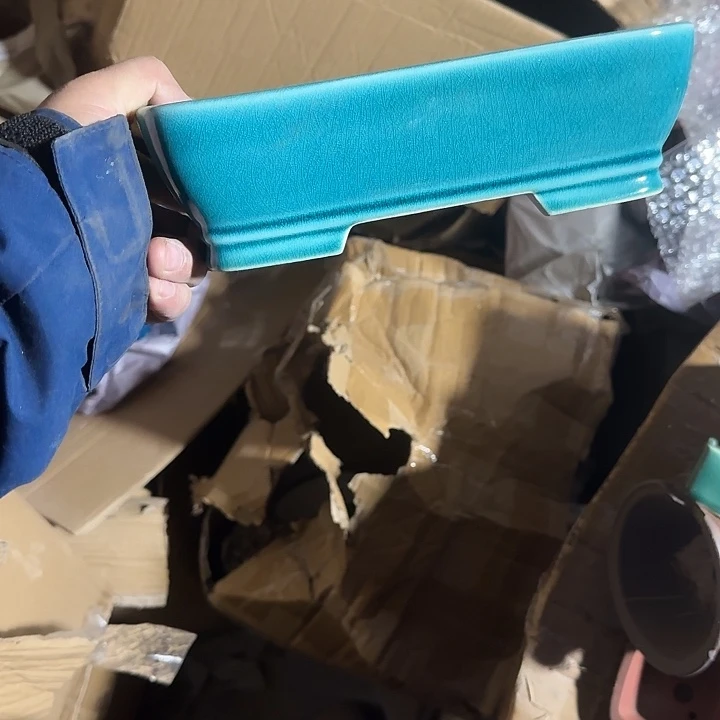 是一个不知名作家与著名导演兼电影