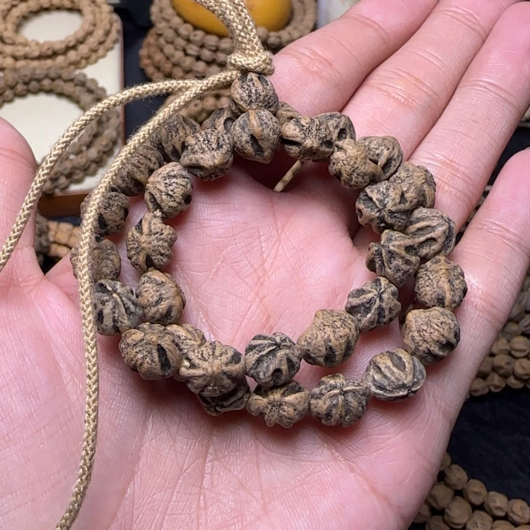 哈***瑞吊坠柏香籽/百香籽