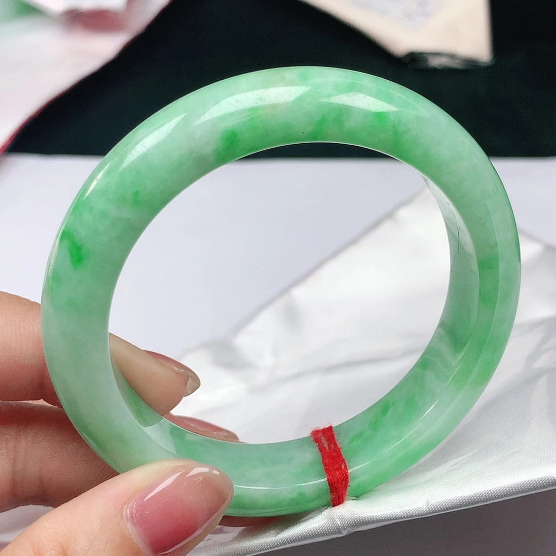 翡翠手镯未镶嵌56圈2371