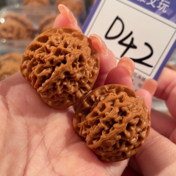 你***越把件文玩核桃D42秦闷33