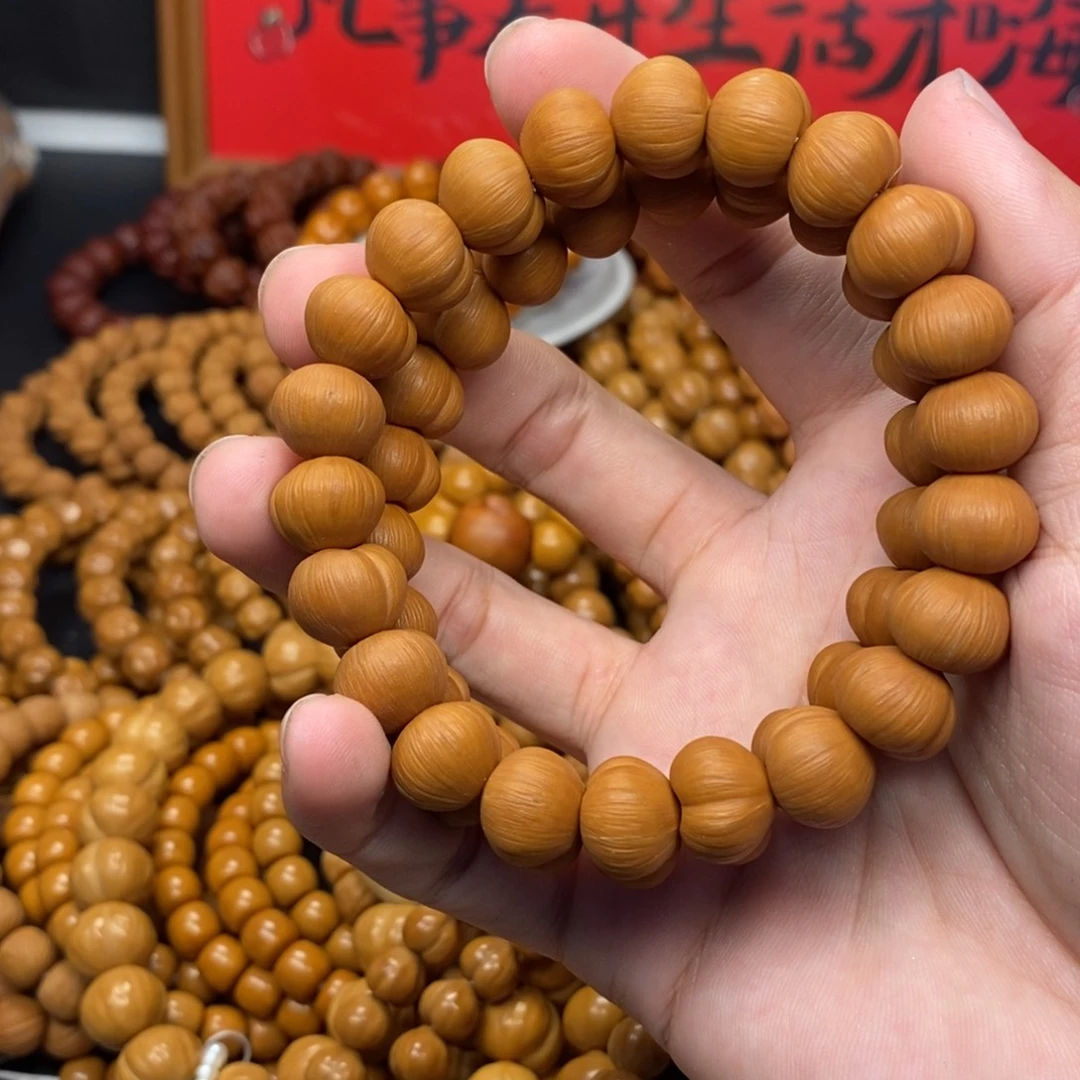 请***王猴头核桃原色是屁桃