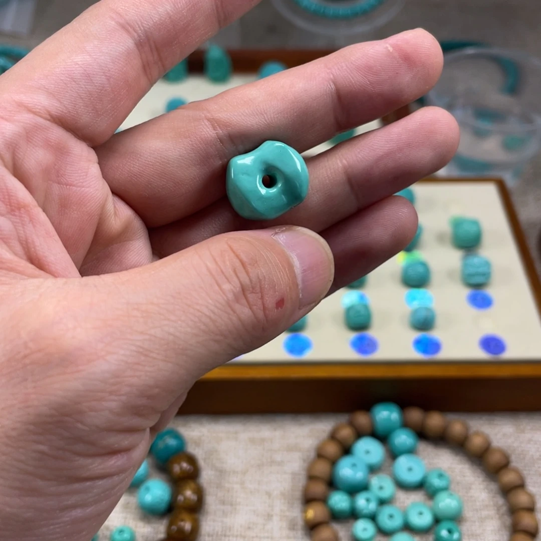 拾***柒原生态湖北矿小配饰，直径10