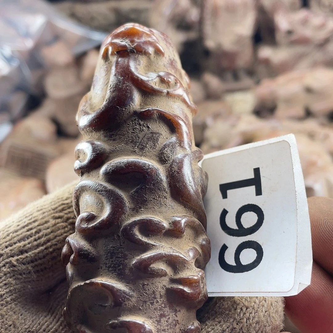 和田玉（糖玉）未镶嵌挂件