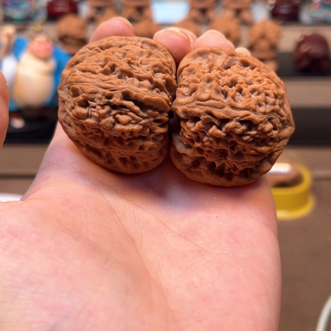 桃核把件42全品南疆石