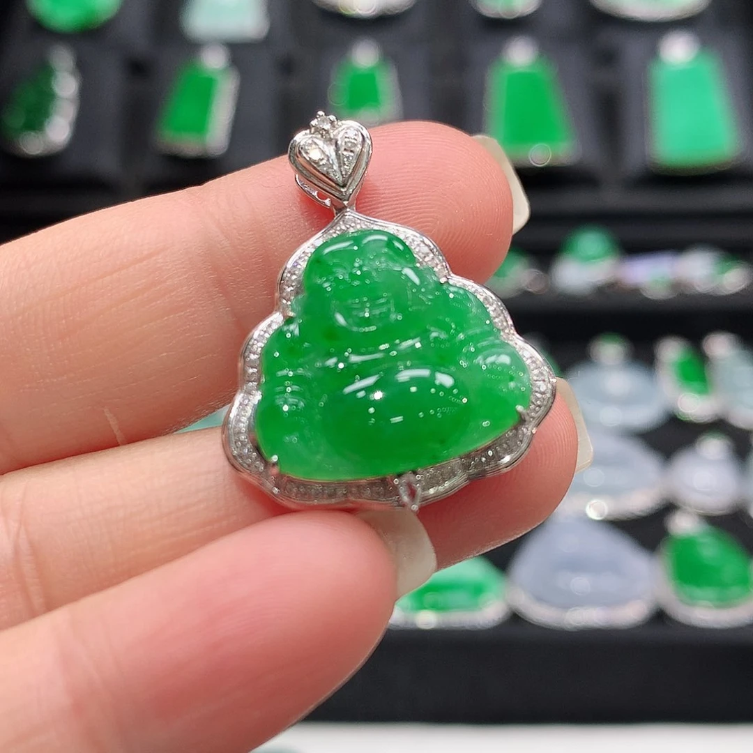 翡翠颈饰18K金镶嵌佛公