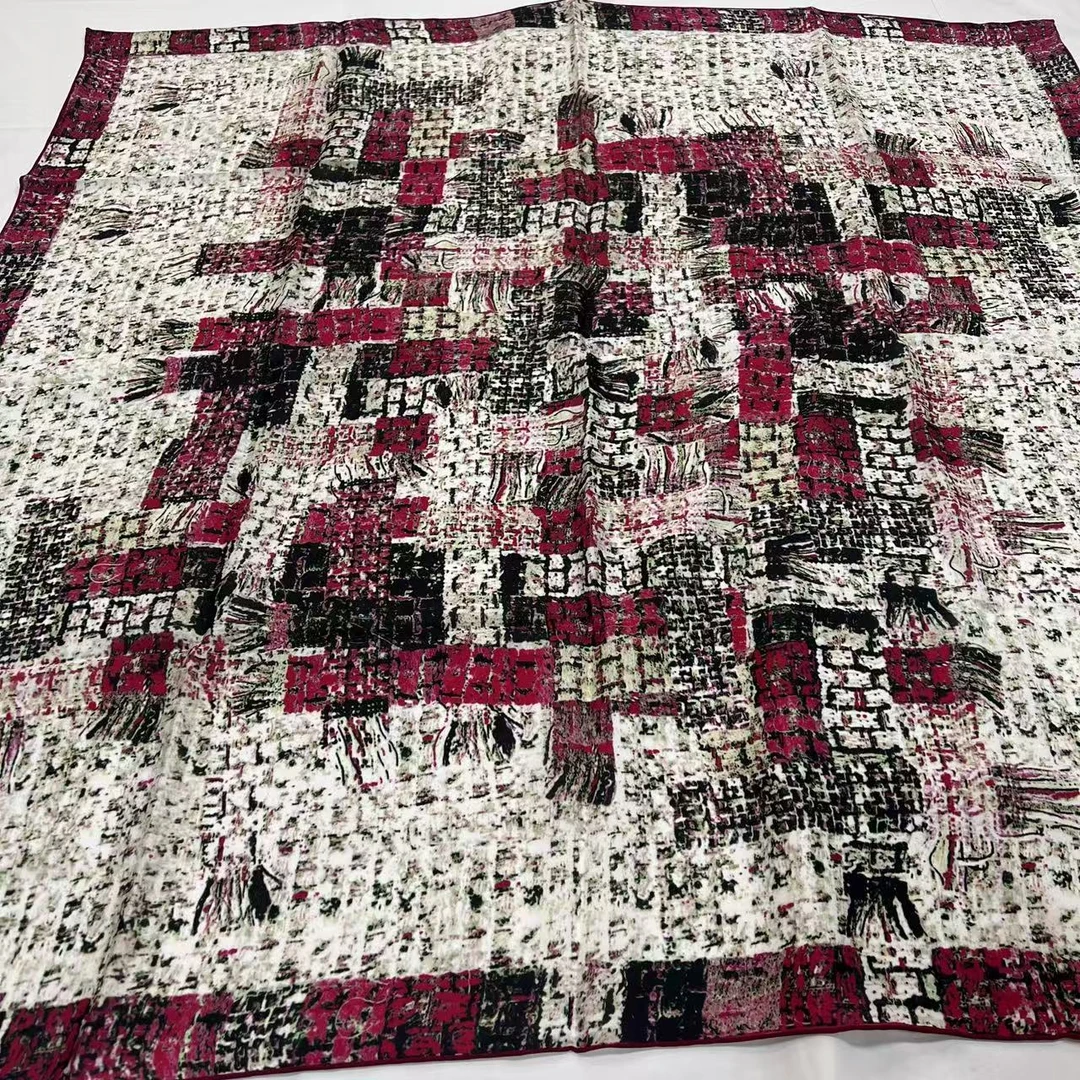 110 6d双乔方巾-跳格子 105cm丝巾