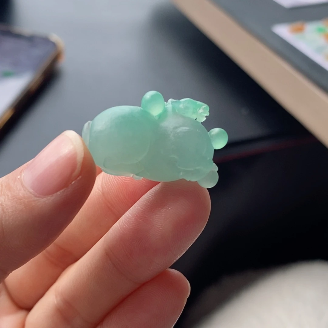 定制翡翠未镶嵌唐马