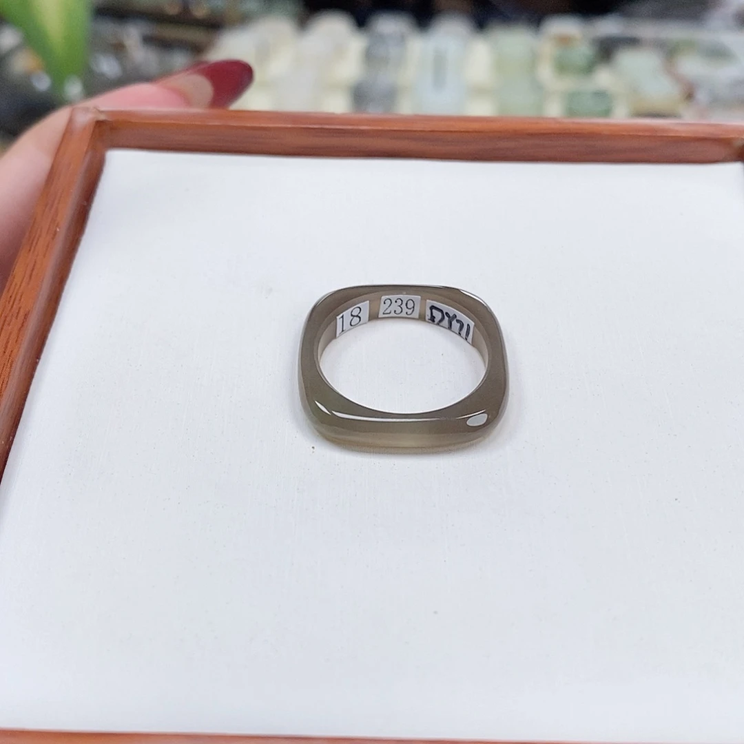 和田玉戒指未镶嵌喵***酒专拍15-18.7