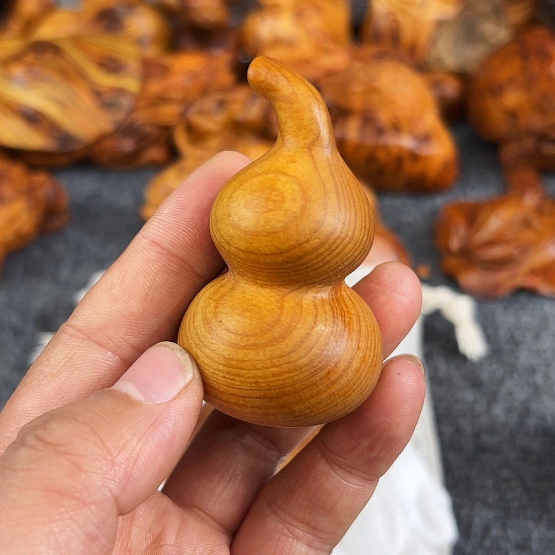 柏木太行崖柏财爷手把件