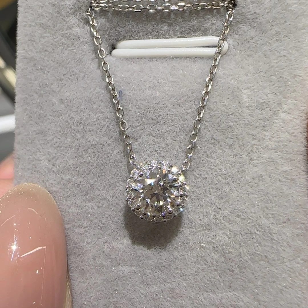 颈饰18K金镶嵌实验室培育钻石小钻球项链50分