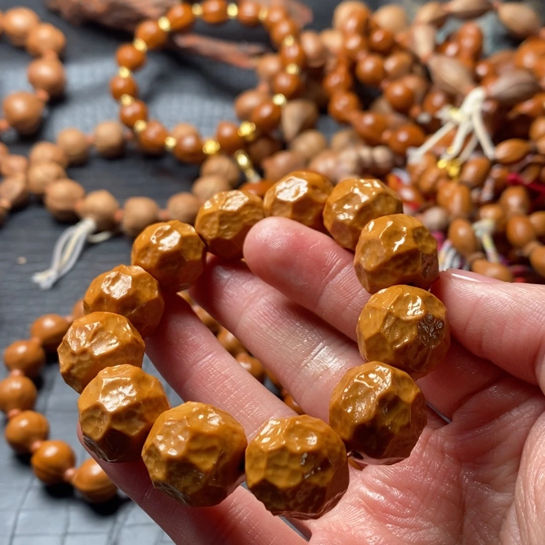 橄榄核吊坠橄榄核