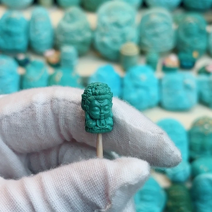 未镶嵌绿松石珠宝奇石