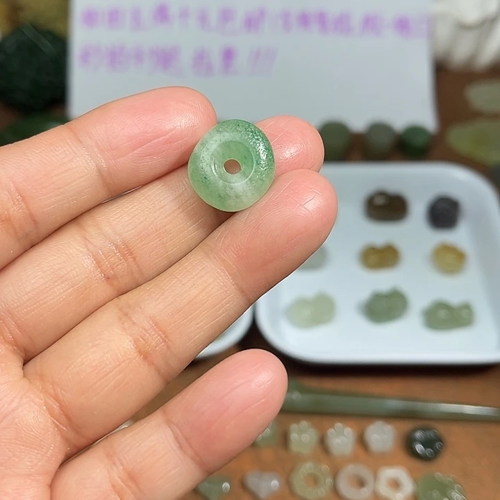 和田玉未镶嵌珠宝半成品1号