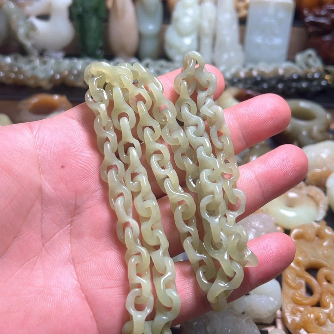 和田玉未镶嵌颈饰专**井