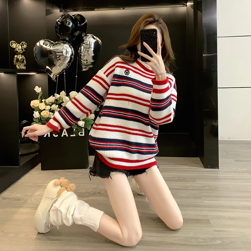 韩版中长款条纹针织衫女长袖2023年新款刺绣时尚宽松百搭彩条毛衣