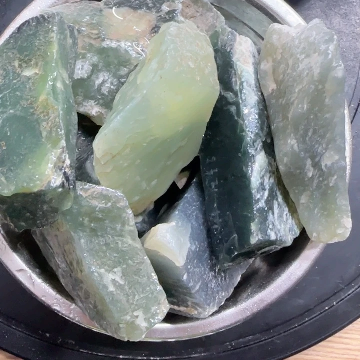 蛇纹石玉合金珠宝奇石
