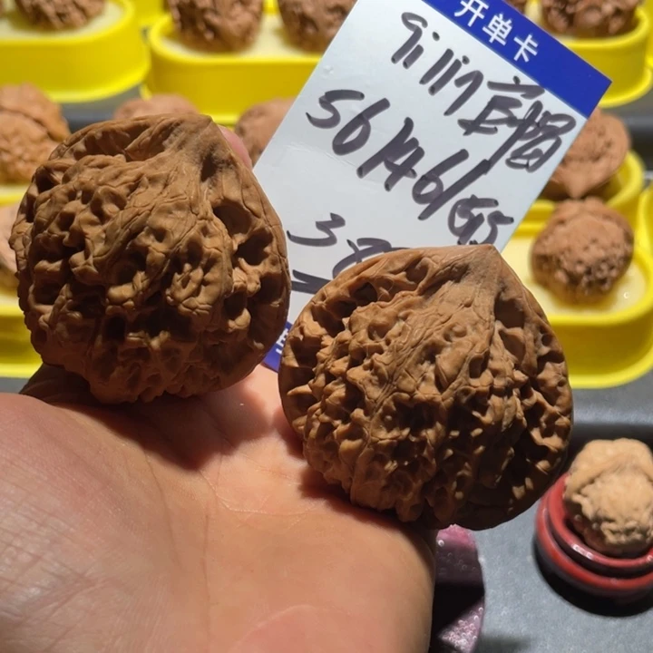 桃核吊坠M****版麒麟官帽全品