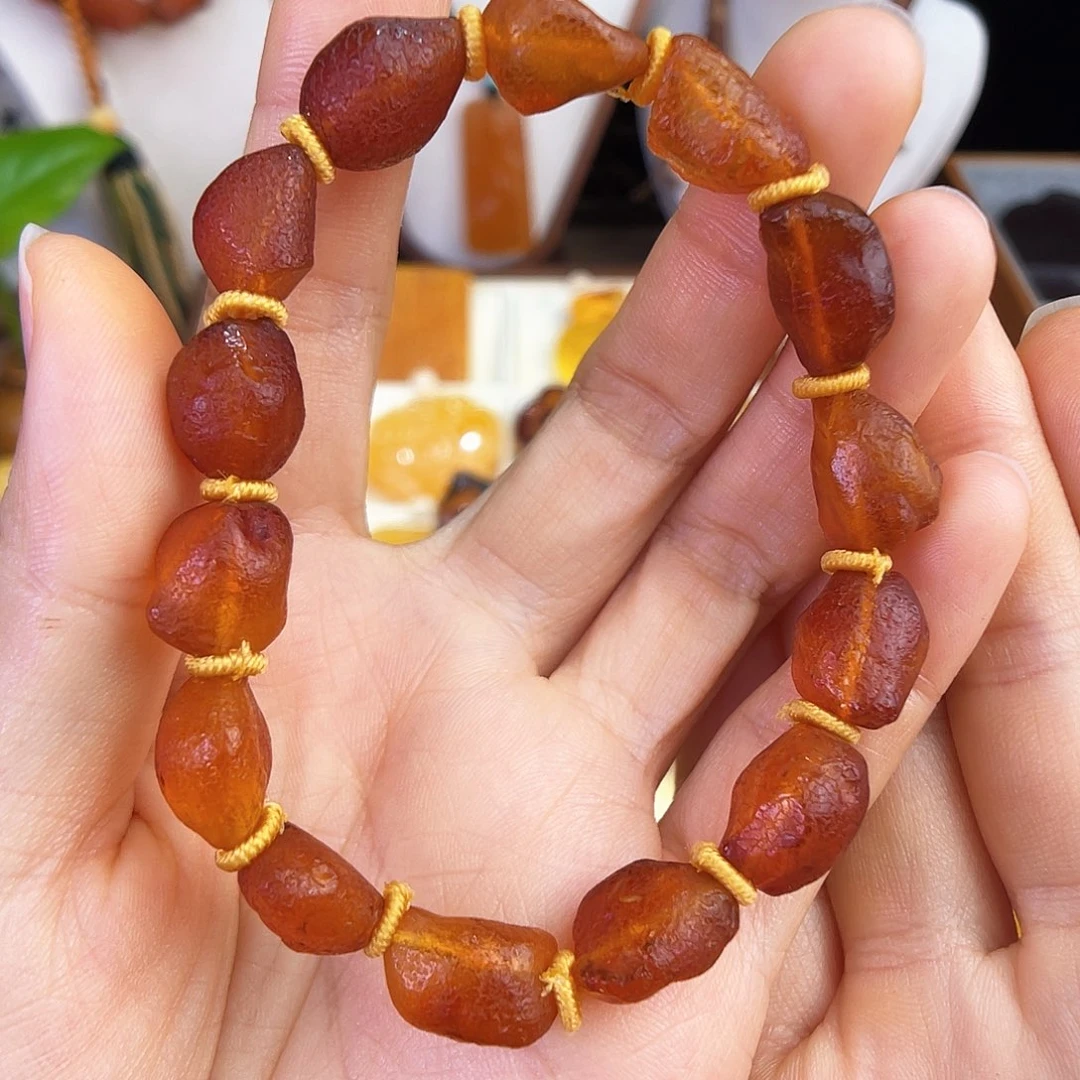 未镶嵌琥珀珠宝奇石